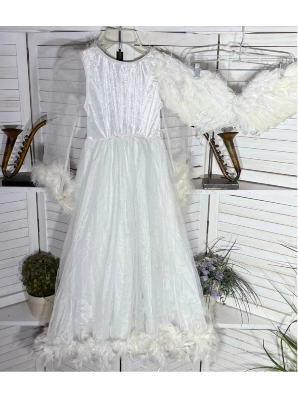 Feathered angel dress & wings Halloween costume white ivory lace feathers sz M